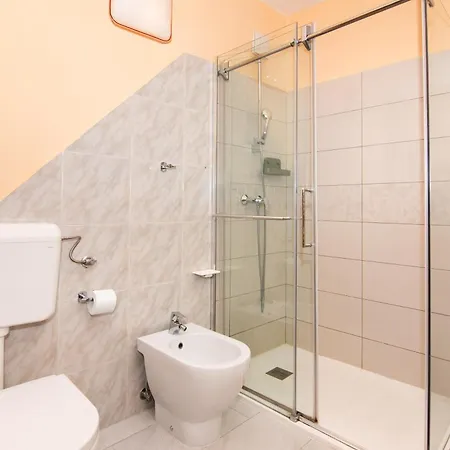 Portadomo Penthouse By Locap Group 아파트 피란