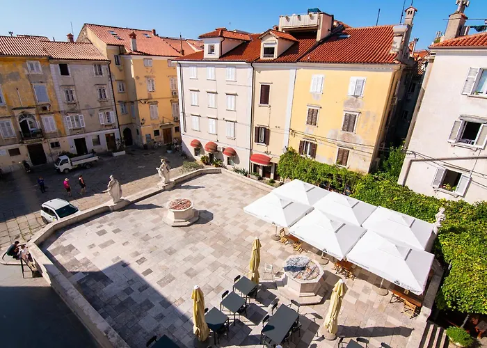 公寓 Portadomo Penthouse By Locap Group